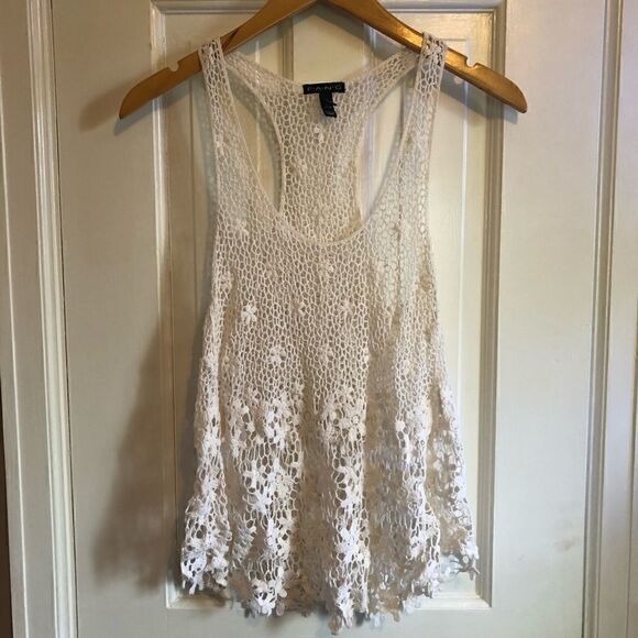 Lacy tank top    - Picture 2 of 6